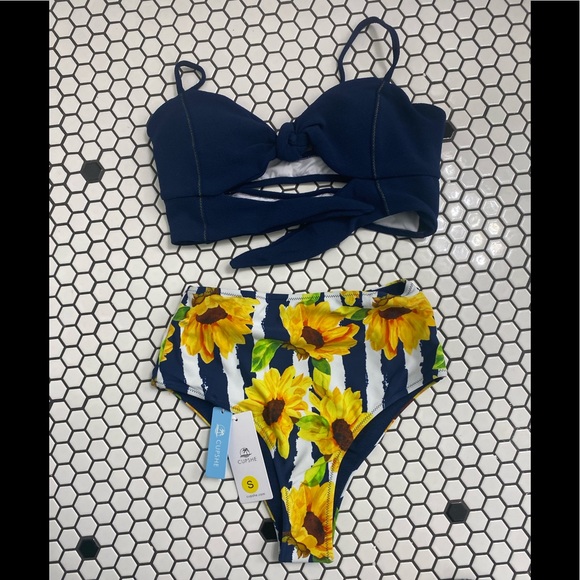 NWT cupshe reversible bikini size small - Picture 1 of 5